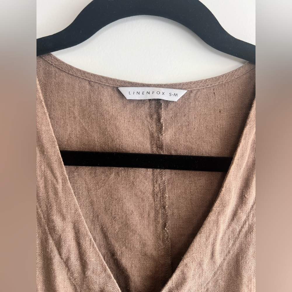 Linenfox Marina Tie Up Front Top in Cacao - Picture 3 of 7